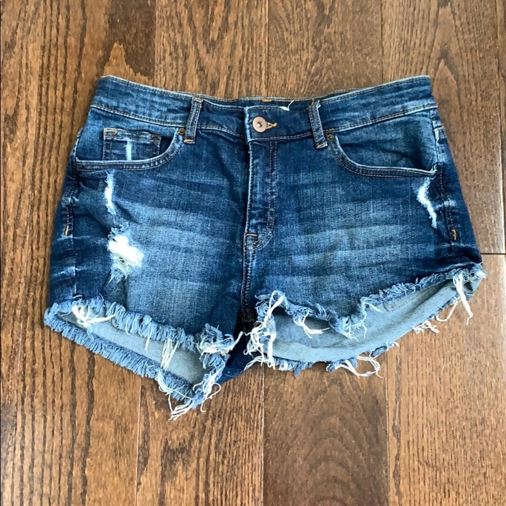 H&M cut off jean shorts